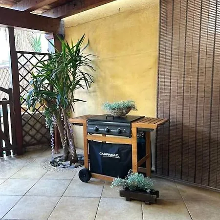 Trilocale Sul Mare Con Ampia Veranda Coperta Castelsardo